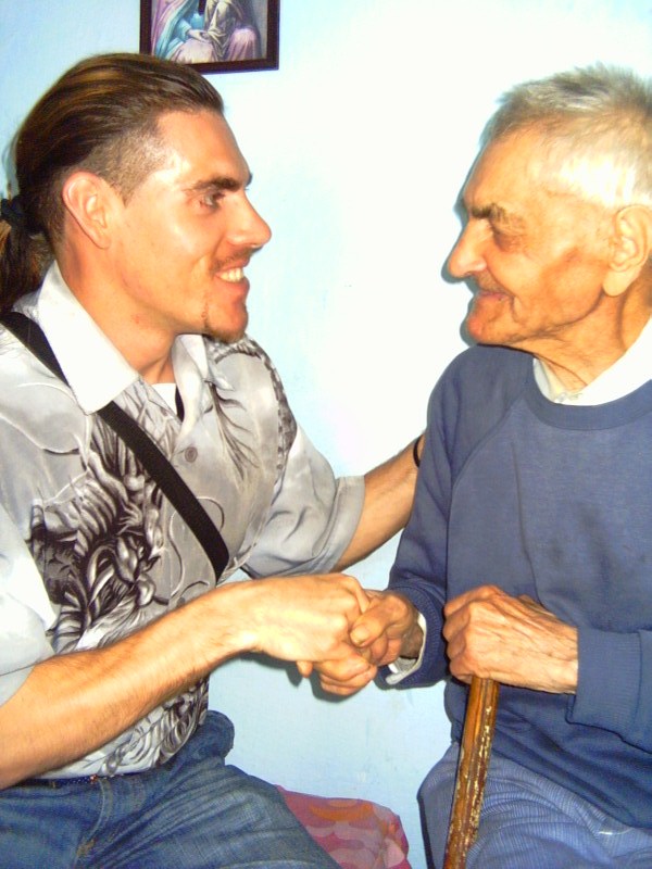 Robert la 26 de ani si Luca Vasile la 101 ani